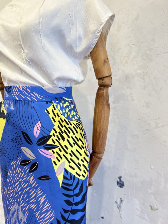 Falda volumen tropik