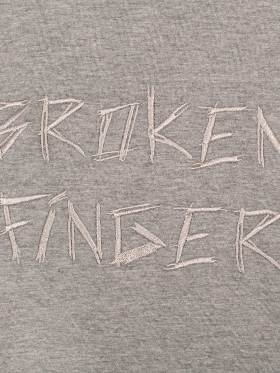 Camiseta bordada logo